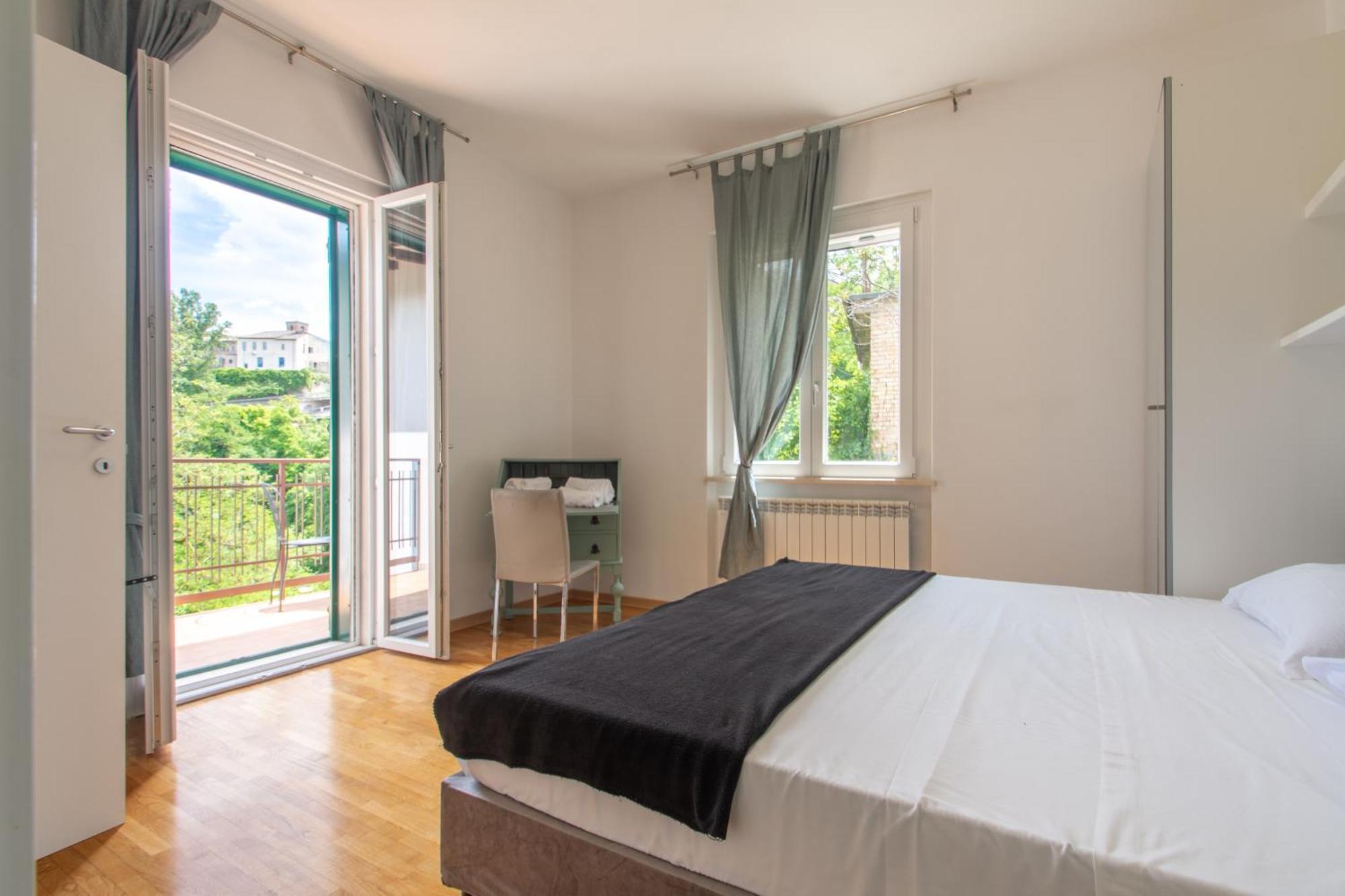 Galteri Housing 1 Terrazzo Privato Con Vista Lägenhet Perugia Exteriör bild