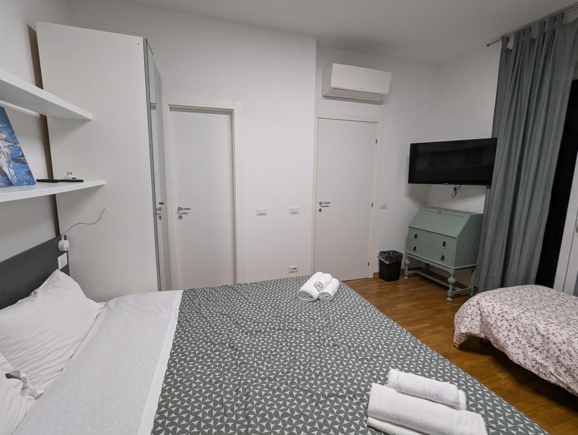 Galteri Housing 1 Terrazzo Privato Con Vista Lägenhet Perugia Exteriör bild