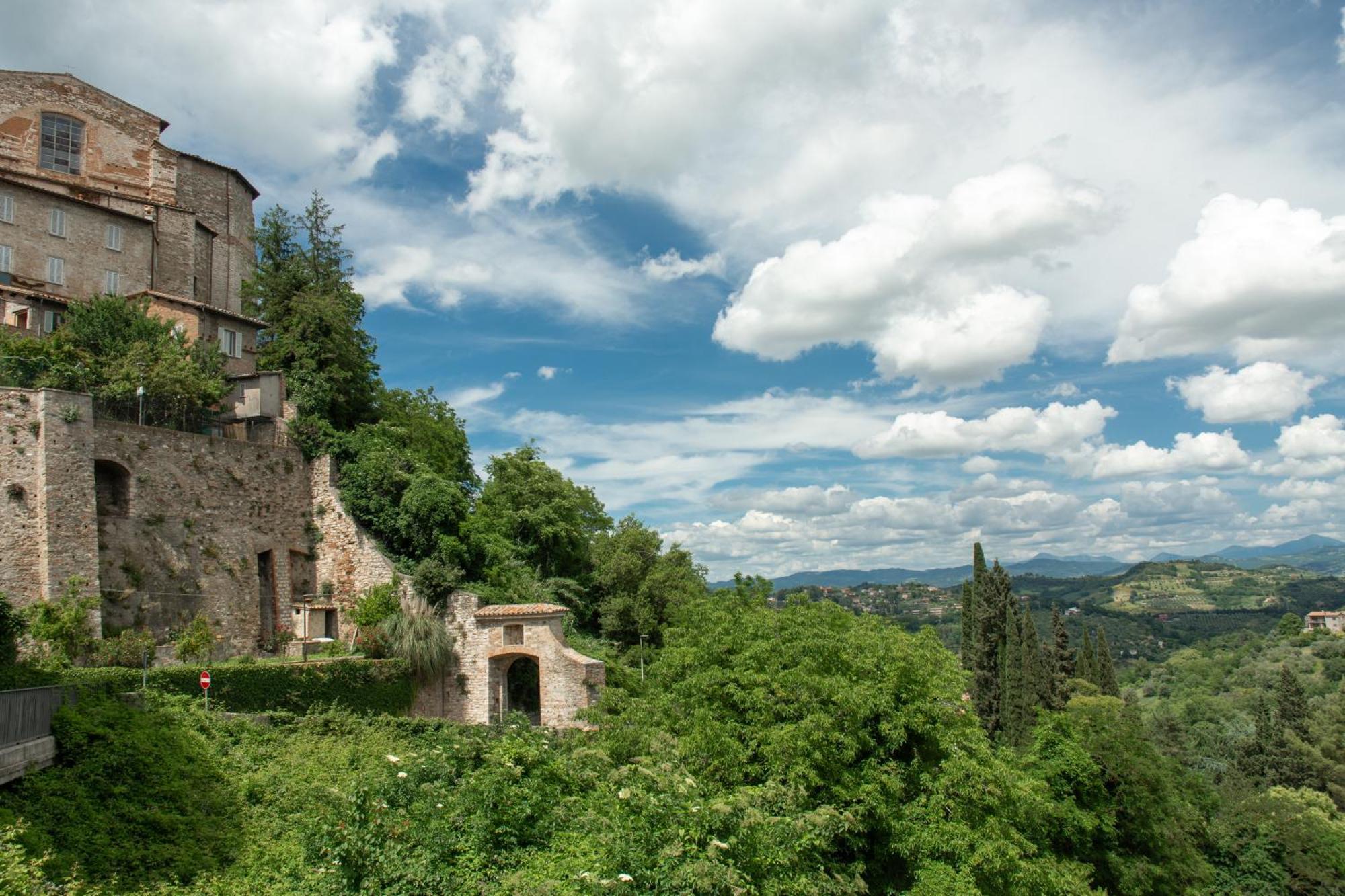 Galteri Housing 1 Terrazzo Privato Con Vista Lägenhet Perugia Exteriör bild